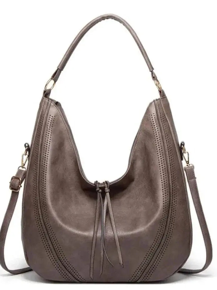 Sienna - Elegant Tassel Hollow Out Shoulder Bag