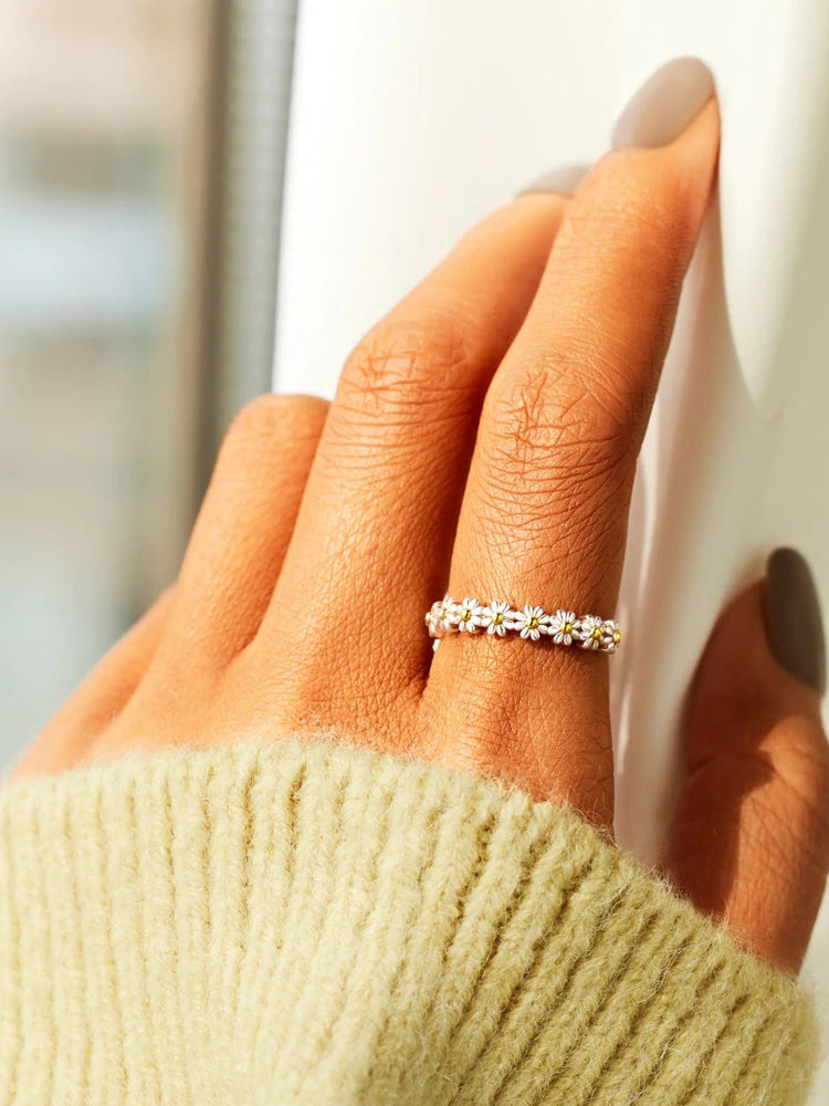 Garden - Luxurious Flower Adjustable Ring