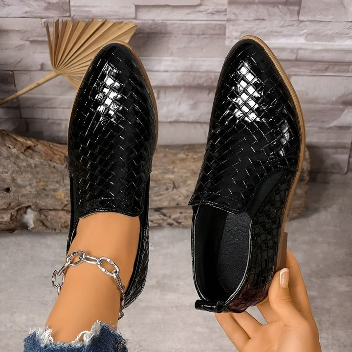 CASSIE | STYLISH & COMFORTABLE OXFORD SHOES