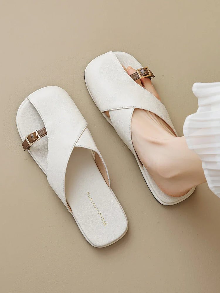 Sora Leather Sandals