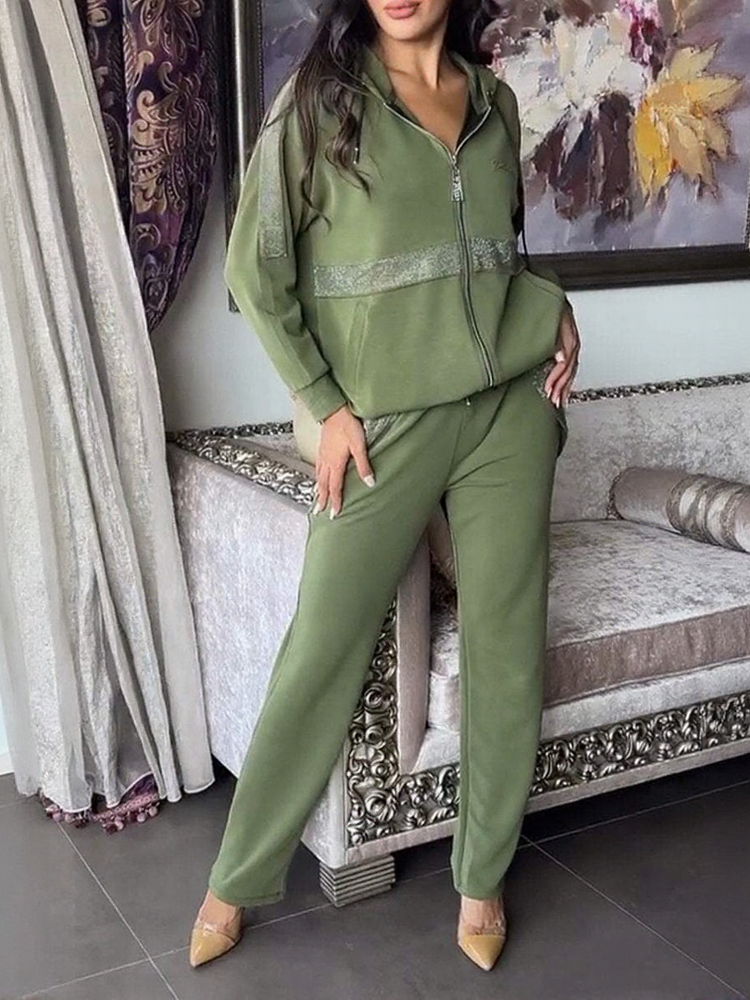 Chloe I Elegant Comfort Set