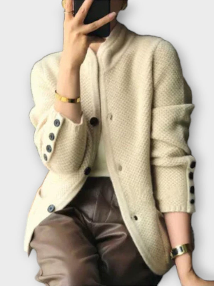 Alissa - Stylish & Cozy Cardigan