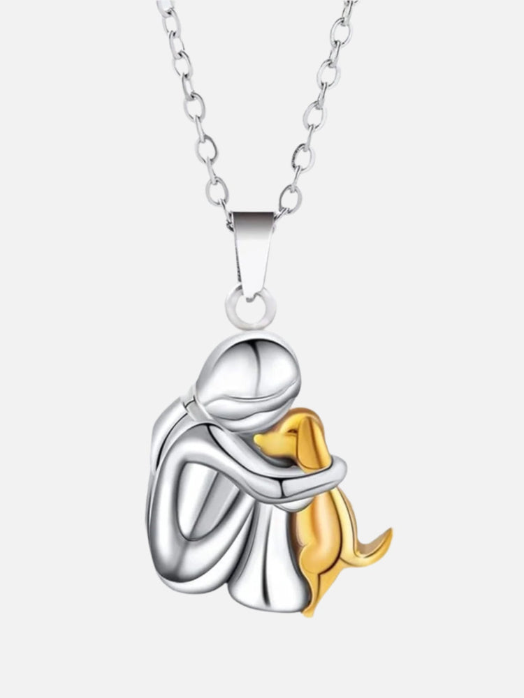 Amanda & Oliver | Dog Embrace Necklace