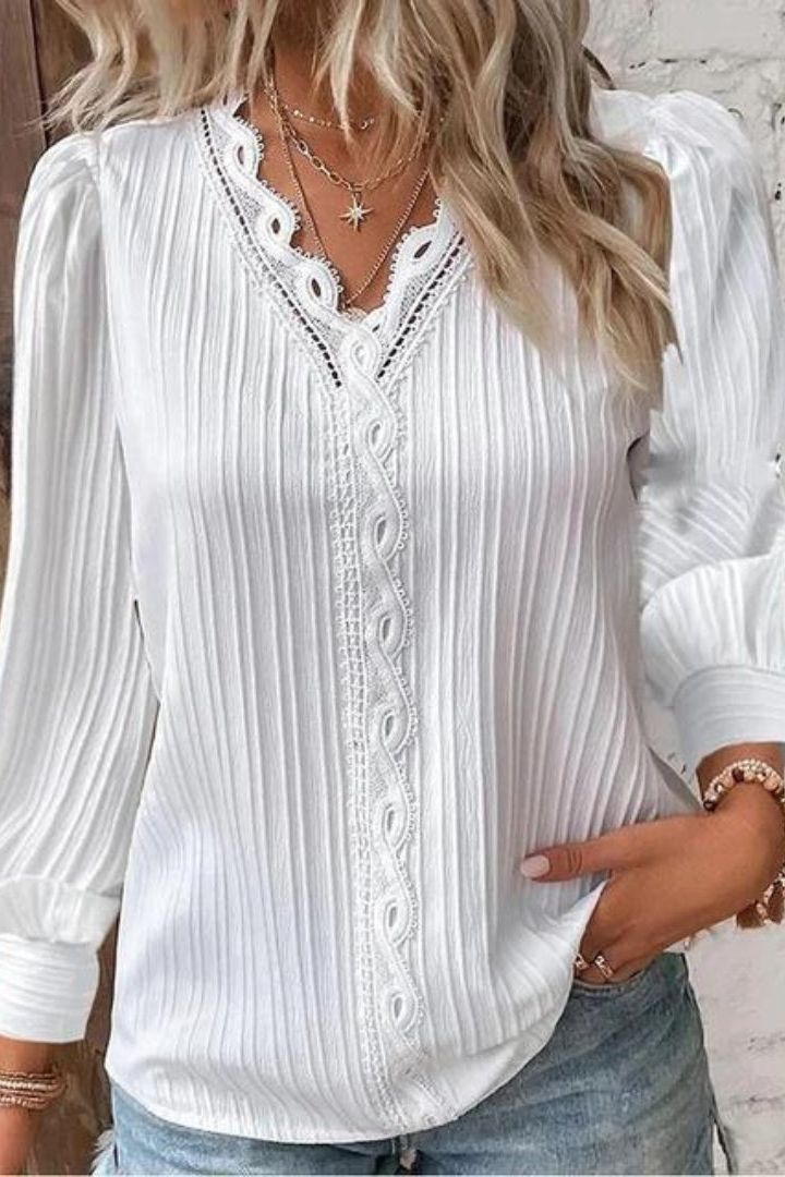 The Evelyn Blouse