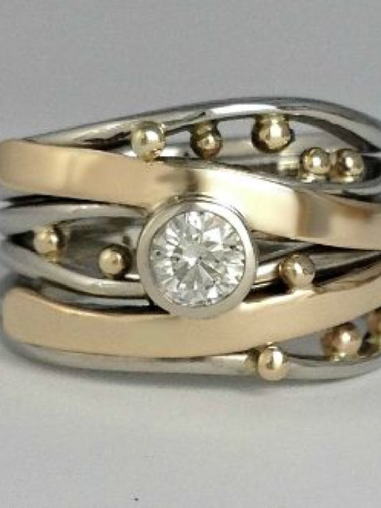 Royal - Vintage Gold Inlaid Zirconia Ring