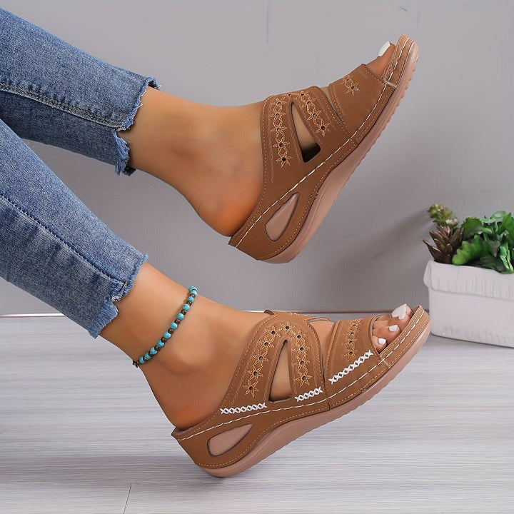 ROSIE - Relaxed Sandals