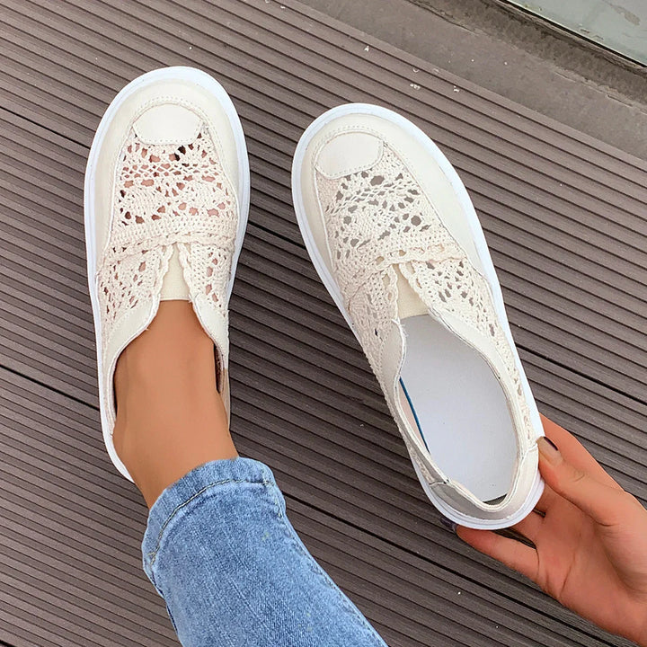 Terra Lace Sneakers