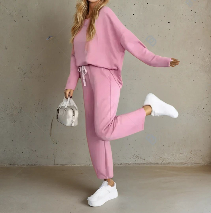 Olivia I Smooth as Butter & Elegant