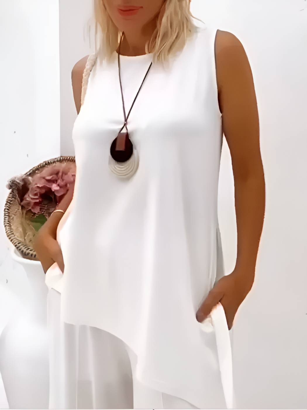 Lorena | Elegant Sleeveless Set