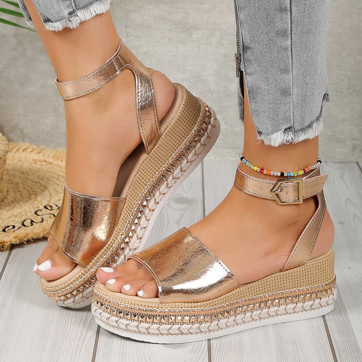 STELLA - Relaxed Sandals