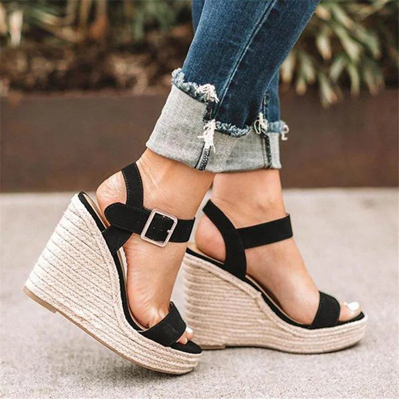 Odelia - Timeless Buckle Wedges
