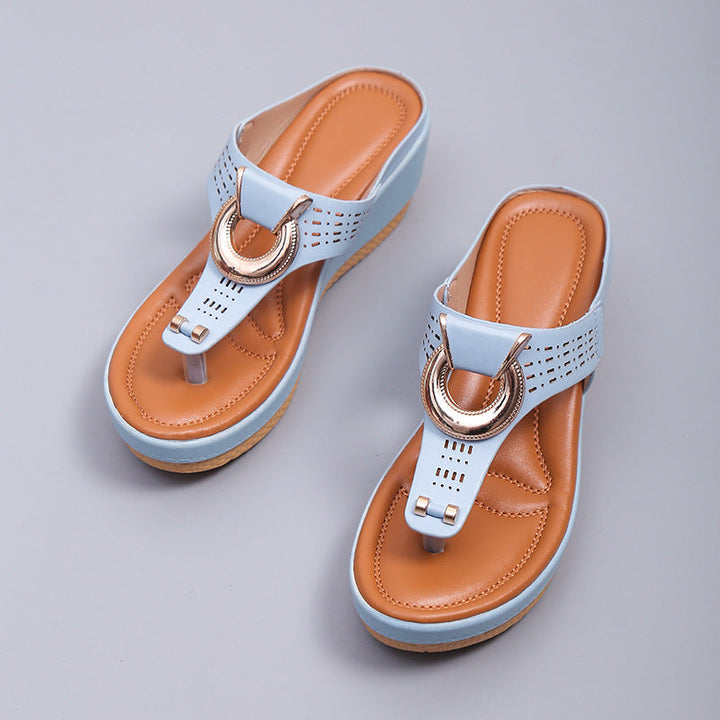 Solaire - Elevated Toe-Ring Sandals