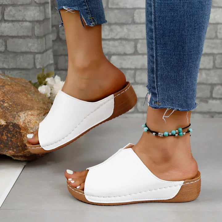 Iris - Ergonomic Slip-On Sandals