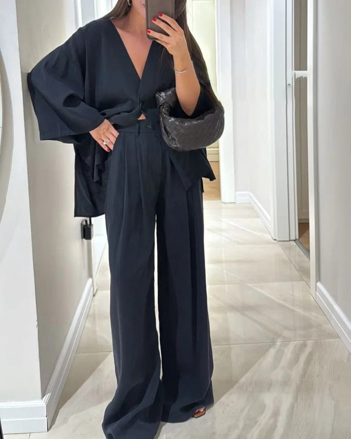 Céline | Coordinated Set with V-Neck