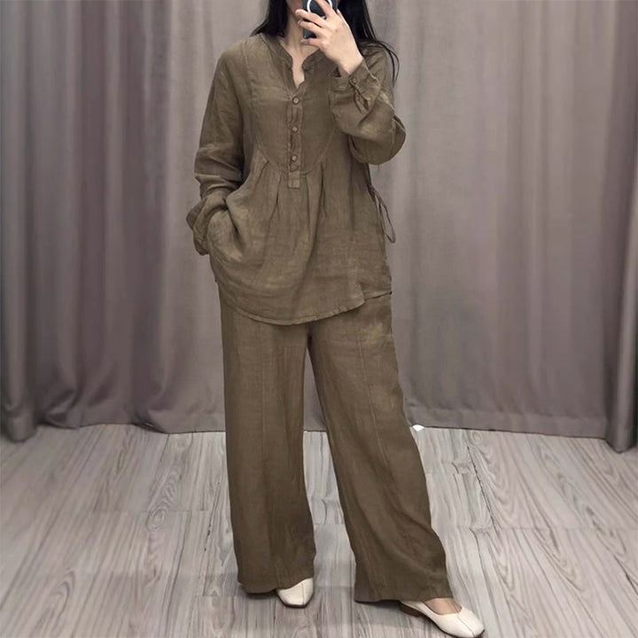 Anaïs | Summer Look in Linen